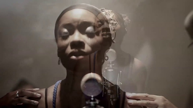 Simply Falling - Iyeoka (Official Music Video) смотреть онлайн