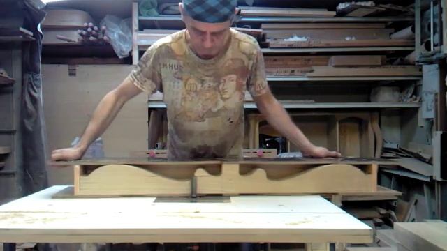 Ножки кабриоль 100*100*440 мм из дуба ручным фрезером встроенным в стол. Мебель на заказ смотреть онлайн