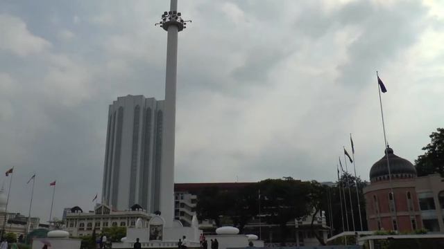 Площадь Независимости в Куала-Лумпур. Малайзия смотреть онлайн