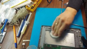 Как заменить батарею на планшете Huawei MediaPad T3 10 (AGS-L09)