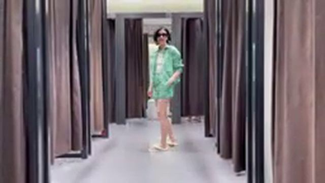 Пляжная мода 2021 || Обзор из магазина Zara и H&M смотреть онлайн