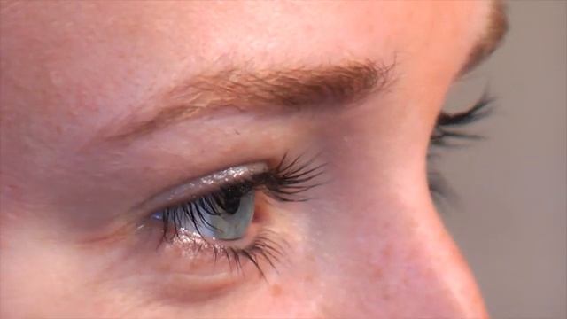 Eyelash and eyebrow tinting смотреть онлайн