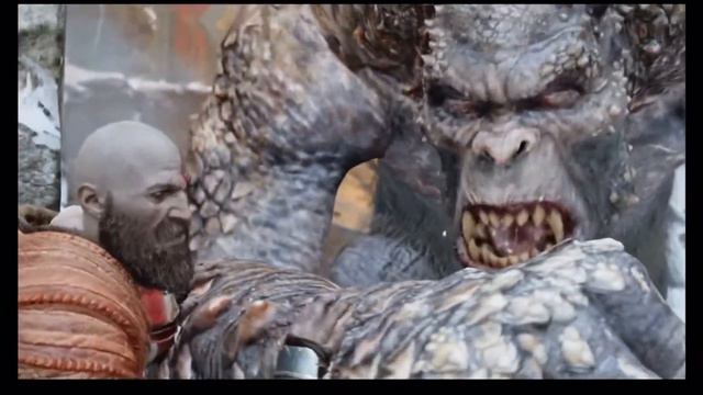 Playing god of war in iPad Pro смотреть онлайн