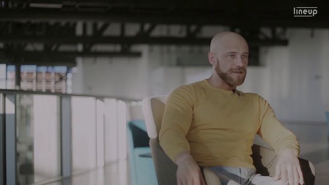 Автор стихов и бодибилдер в одном лице. А такое возможно? смотреть онлайн