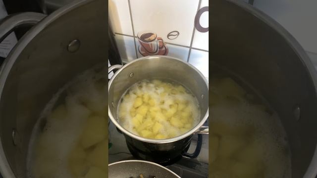 Крем суп / Cream soupe смотреть онлайн