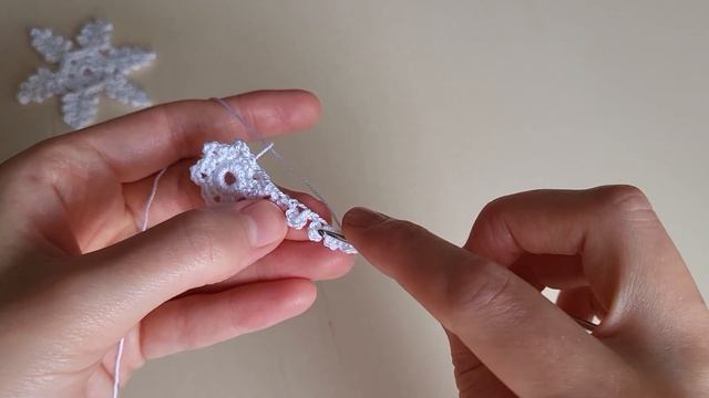 мк: в'язана СНІЖИНКА - ялинка смотреть онлайн