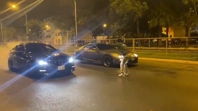 Toyota supra mk4 vs Mercedes Benz C63 amg смотреть онлайн
