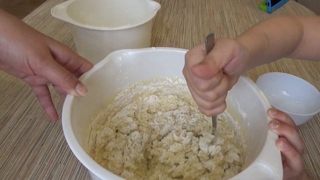 Влог Делюсь рецептом вкуснейшего рулета! смотреть онлайн