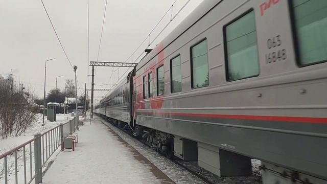 Электровоз ЭП2К-411 с поездом №392 Москва - Челябинск смотреть онлайн
