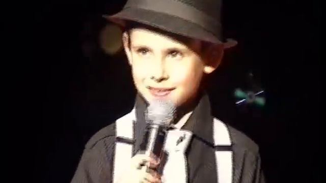 8 year old singer Oleg Aleksandrov - Perhaps, Perhaps, Perhaps смотреть онлайн