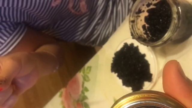 Черви в икре из Пятёрочки / Икра палтуса черная "Авача" смотреть онлайн