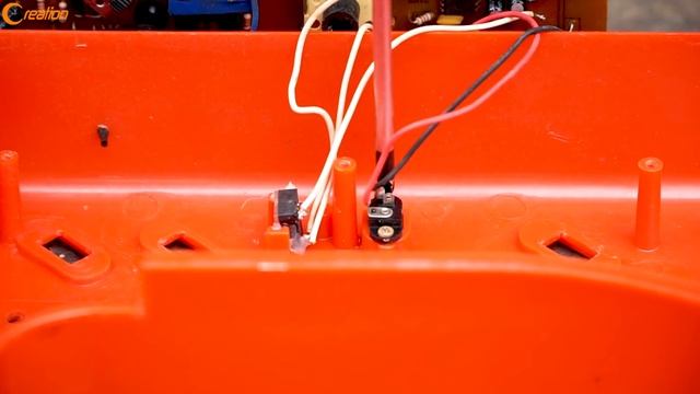 Restoration and Upgrade Bluetooth Speaker for Multifunction Fan from Scrap Store смотреть онлайн