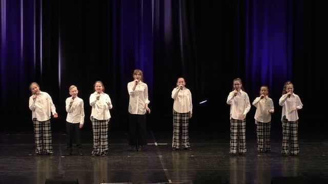 1338 Образцовый вокальный ансамбль "Классика" г. Оренбург Небо, А. Петряшева смотреть онлайн