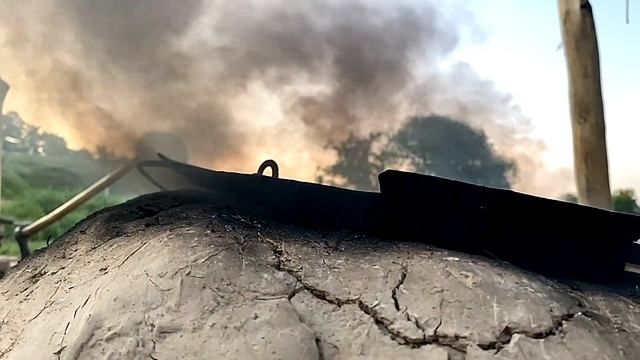 Випал гончарного посуду на Оствиці смотреть онлайн