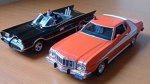 Batmobile 1966 1/24 Vs. 1976 Starsky And Hutch Ford Gran Torino 1/24 Part 1