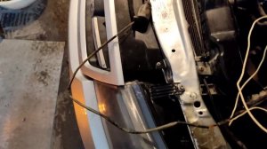 Не работают стеклоомыватель и стеклоочиститель. Работают только на максимальной скорости.нексия