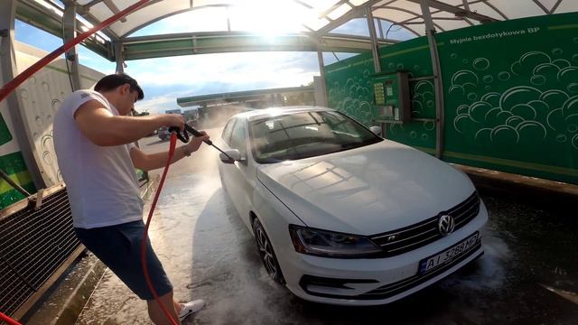 Лайфак на мийкі.Як помити машину за 100 гривень.Мийка самообслуговування. смотреть онлайн