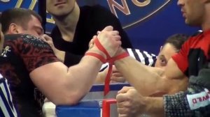 Андрей Пушкарь против Дениса Цыпленкова/армфайт/Armwrestling.