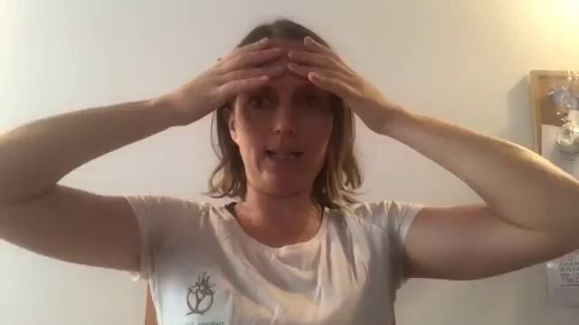 Self Release Techniques using Craniosacral Therapy смотреть онлайн