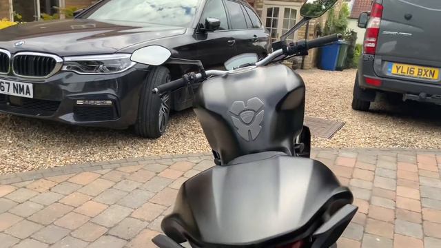 16 Ducati Monster 821 Dark смотреть онлайн