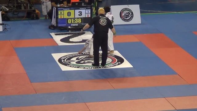BJJ Abu Dhabi Cup 2013 - isa abdurashidov 3 смотреть онлайн