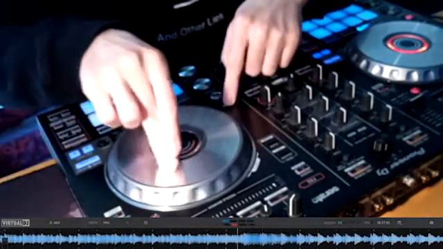 Pioneer DDJ SR2 // EDM Mix // REVOX смотреть онлайн