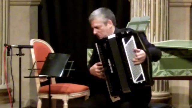 A. Piazzolla / I. Battiston: Libertango for accordion смотреть онлайн
