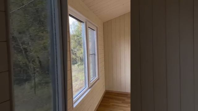 Домик возле лесочка, где слышно пение птичек