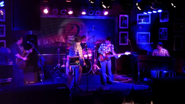 JUke with Matt Farr "Everything I Play Gonna Be Funky" The Funky Biscuit, 6-13-2014 смотреть онлайн
