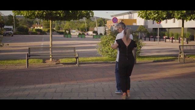 BACHATA SENORITA MAG'DANSE смотреть онлайн