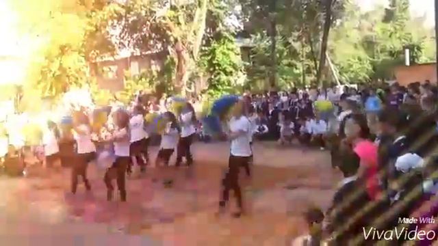 Самый лучший 8 Б смотреть онлайн