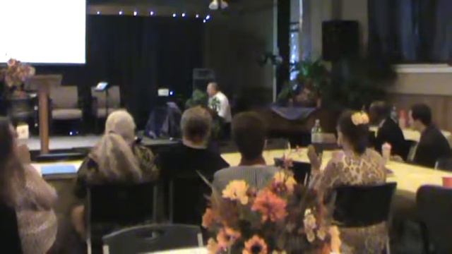 Bro Farris singing Hallelujah To The Lamb 10-12-14 смотреть онлайн