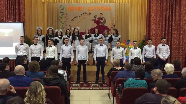 Коллектив 11 "А" и 11 "Б" классов - Мир не прост смотреть онлайн