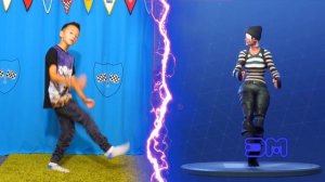 Давид и Аминка ХОТЯТ Узнать КТО КРУЧЕ! Артур и Аминка Витаминка ПРИДУМАЛИ Fortnite Dance Challenge