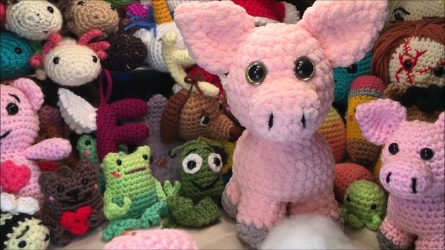 CROCHET PIG SAME PATTERN CAN BE MADE WITH PLUSH YARN смотреть онлайн