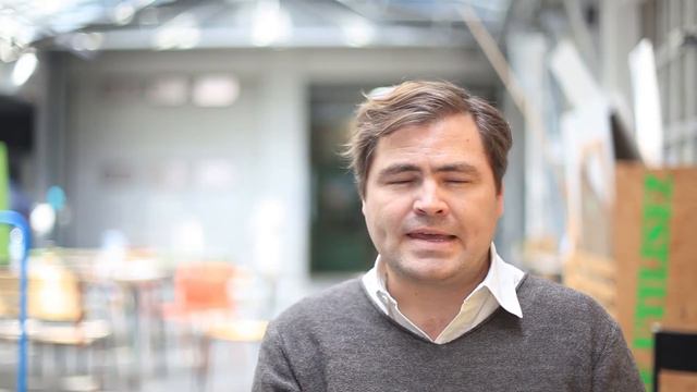 made@eu Paris - Interview de Andres Gleixner смотреть онлайн