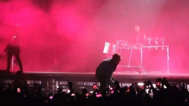 Bring Me The Horizon - MANTRA live @ Mediolanum Forum, Milan 13.11.2018 смотреть онлайн