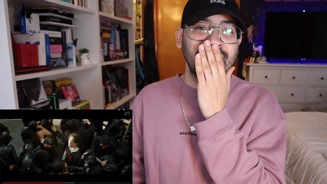 WayV 威神V 'On My Youth (遗憾效应)' MV | REACTION смотреть онлайн