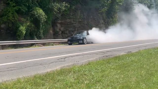 Super Turbo OM606 burnout смотреть онлайн