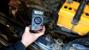 Замер напряжения генератора мультиметром