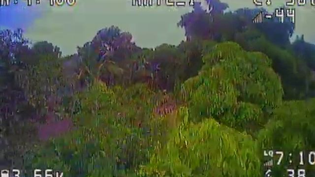 HappyModel Mobeetle6 - Analog FPV Drone смотреть онлайн