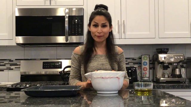 The Best Foccacia Bread (no kneading) / Easy Italian Rosemary & Sea Salt Bread / Vegetarian / Vegan смотреть онлайн