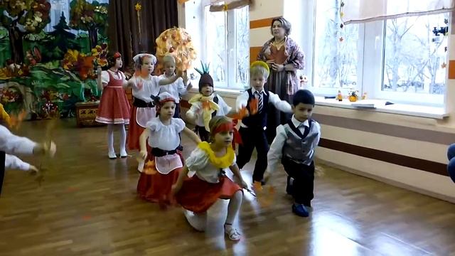 Песенка про осень, Василиса, осенний праздник 2014 смотреть онлайн