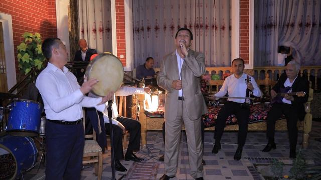 Азам Ахмадалиев Жонли ижро