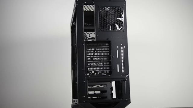 Cooler Master MasterBox 5 Review смотреть онлайн