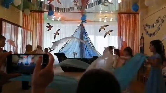 Чайка над морской волной смотреть онлайн