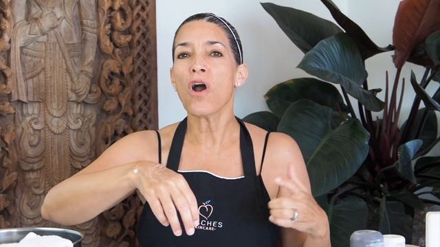 Spring Skincare Tips! | Day 1: Exfoliation and Body Scrubs смотреть онлайн