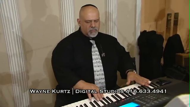 David Ifrah, Chayim Rubin, Jerry Caringi 'Rockin' with Zemer Orchestra - Toronto смотреть онлайн