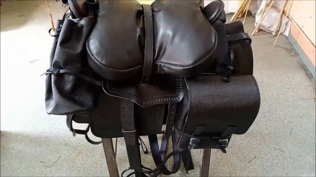 Казачье седло для лошади с сумками из искуственной кожи