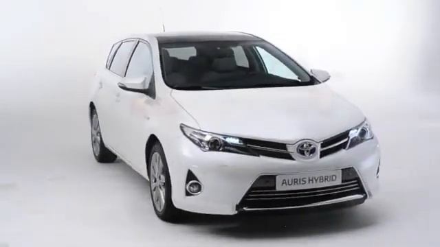 New Toyota Auris Hybrid - 2013 Auris HSD